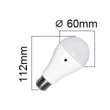 LED žárovka E27 9W 806lm teplá, se světelným senzorem, ekvivalent 60W